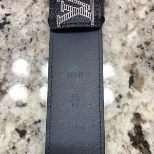 Louis Vuitton Accessories - Louis Vuitton belt women’s Louis Vuitton Accessories - Louis Vuitton belt women’s